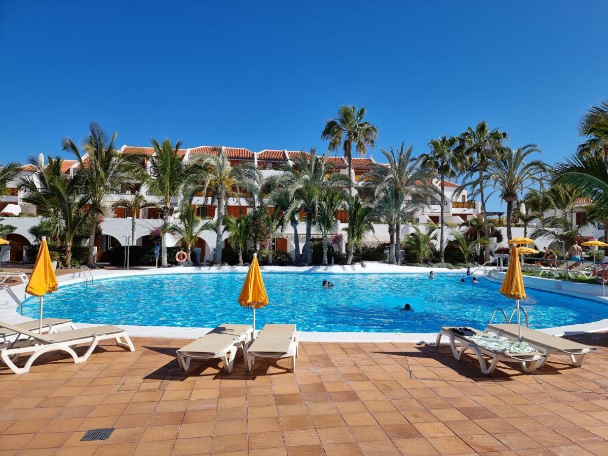 Studio Apartment No 1 Directly On The Beach And Sea, Terrace, Heated Pool, Wifi プラヤ・デ・ラス・アメリカス エクステリア 写真