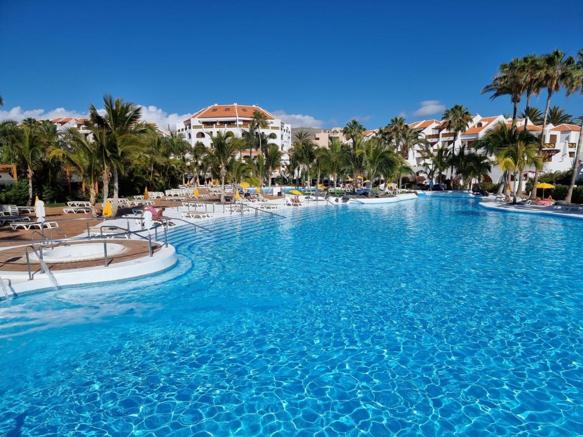 Studio Apartment No 1 Directly On The Beach And Sea, Terrace, Heated Pool, Wifi プラヤ・デ・ラス・アメリカス エクステリア 写真