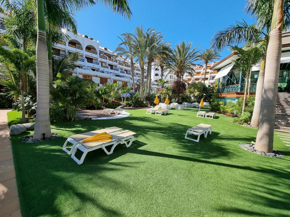 Studio Apartment No 1 Directly On The Beach And Sea, Terrace, Heated Pool, Wifi プラヤ・デ・ラス・アメリカス エクステリア 写真