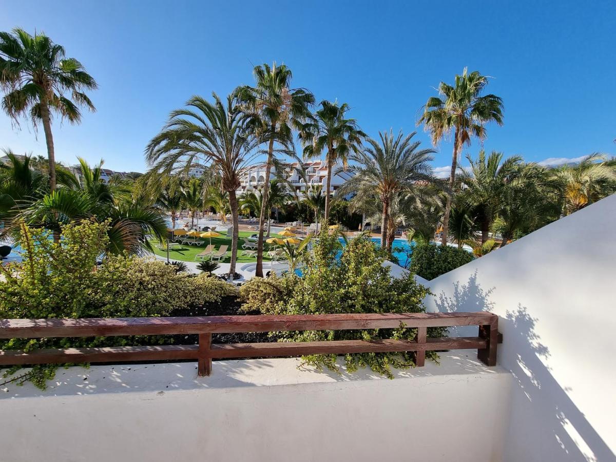 Studio Apartment No 1 Directly On The Beach And Sea, Terrace, Heated Pool, Wifi プラヤ・デ・ラス・アメリカス エクステリア 写真